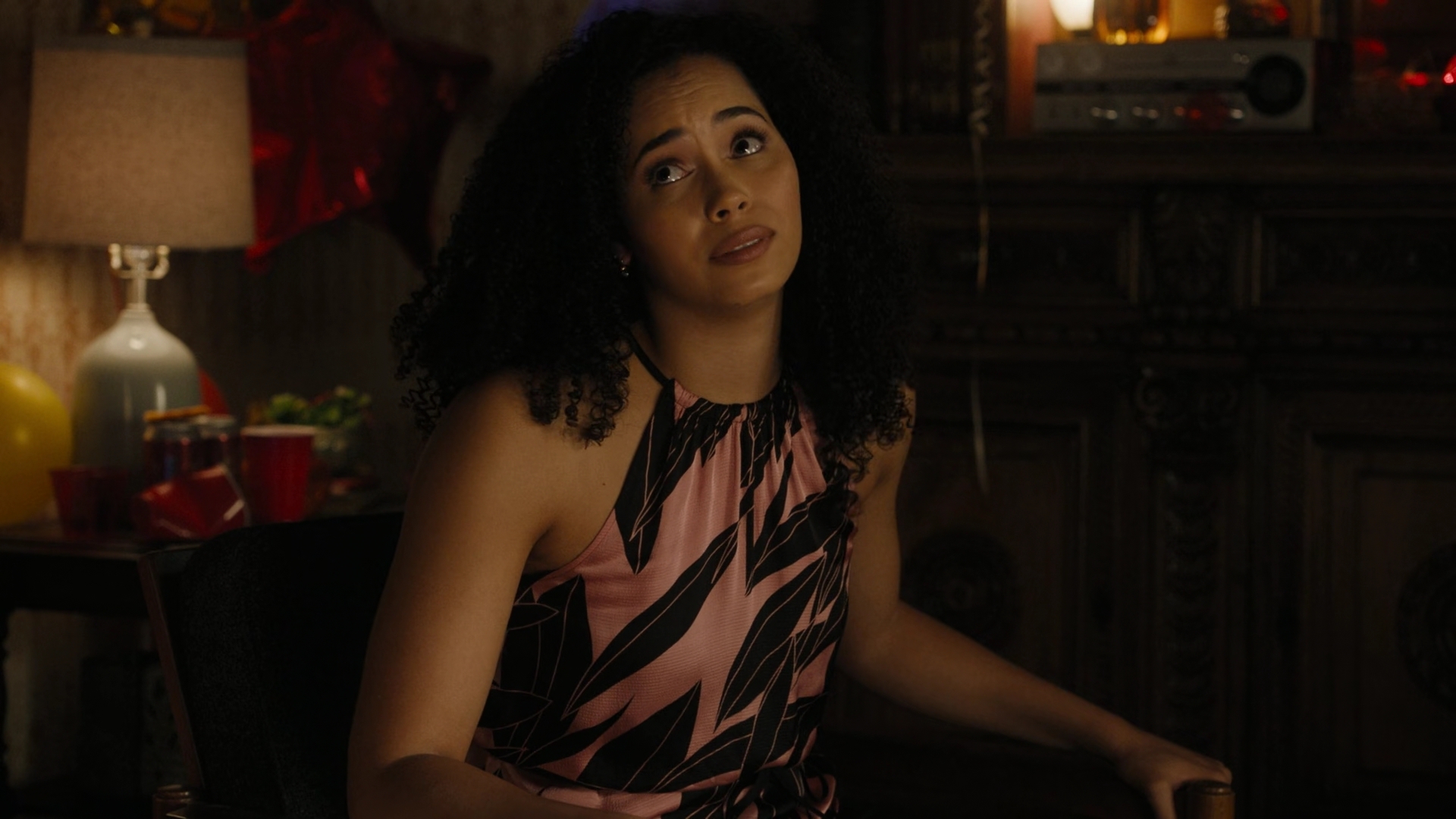 Charmed-Online-dot-nl_Charmed2x01-SafeSpace00554.jpg