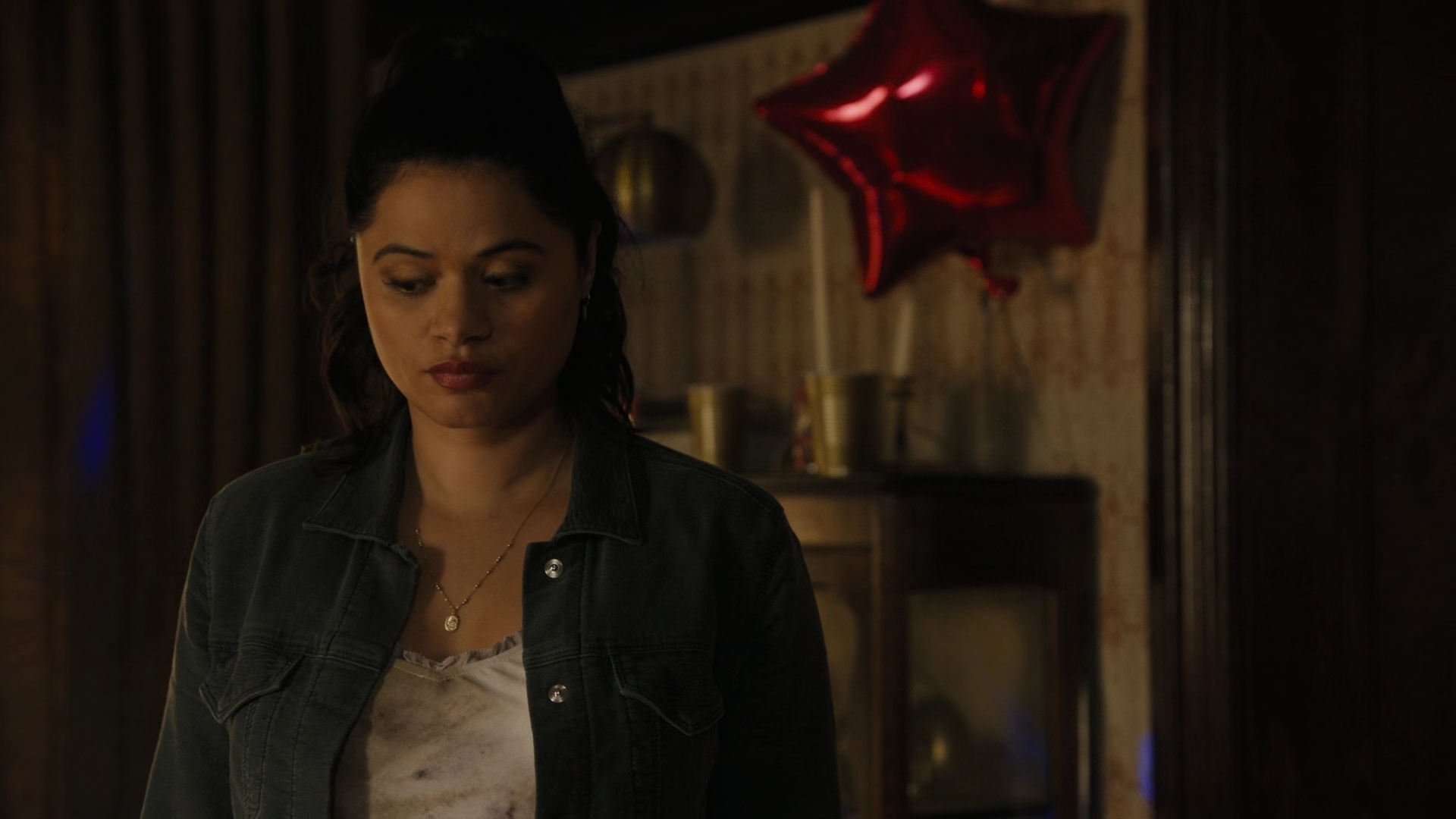 Charmed-Online-dot-nl_Charmed2x01-SafeSpace00561.jpg
