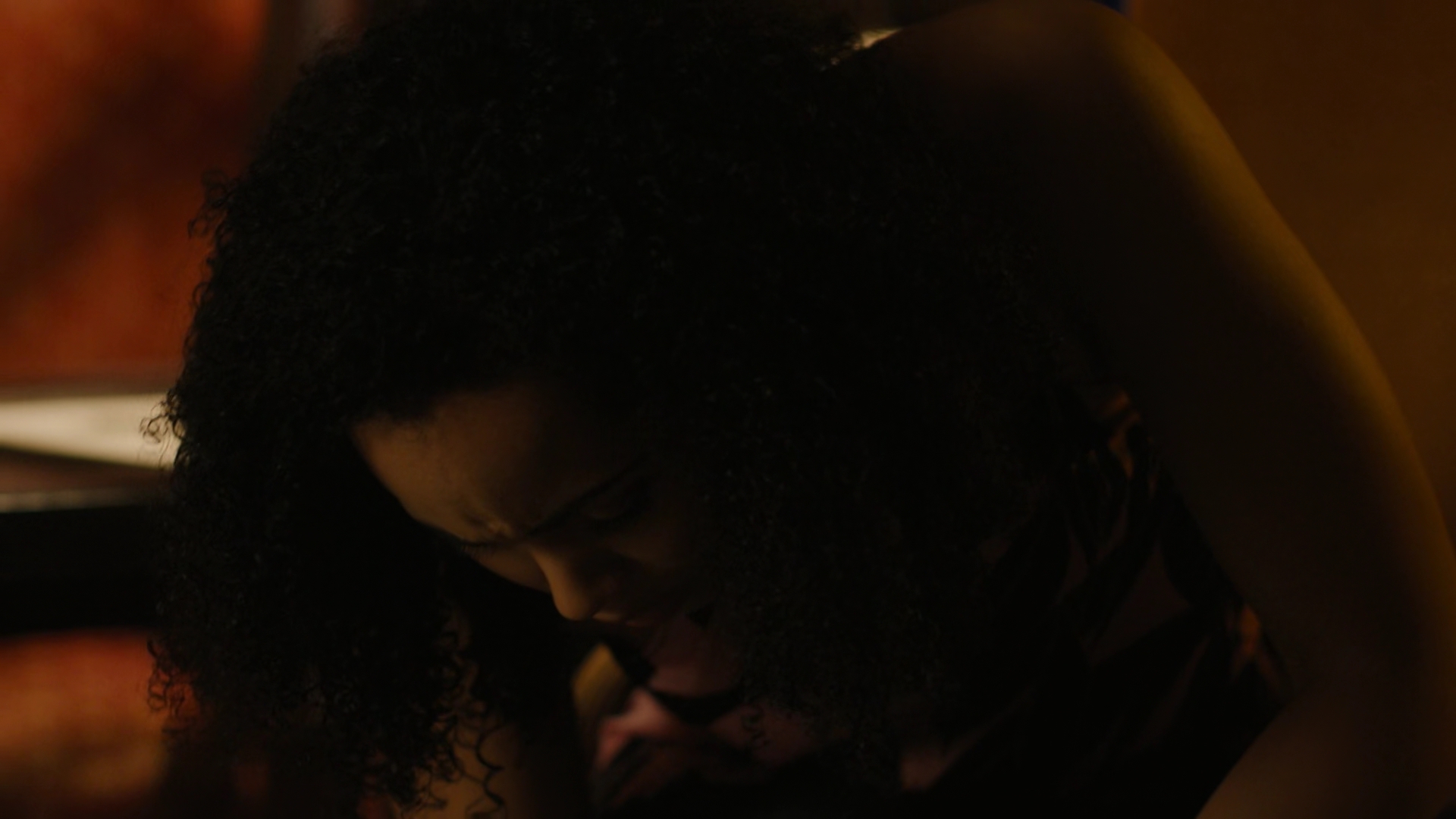 Charmed-Online-dot-nl_Charmed2x01-SafeSpace00897.jpg