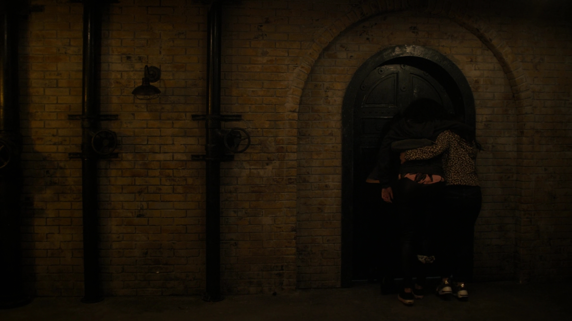 Charmed-Online-dot-nl_Charmed2x01-SafeSpace01584.jpg Charmed-Online-dot-nl_Charmed2x01-SafeSpace01584.jpg