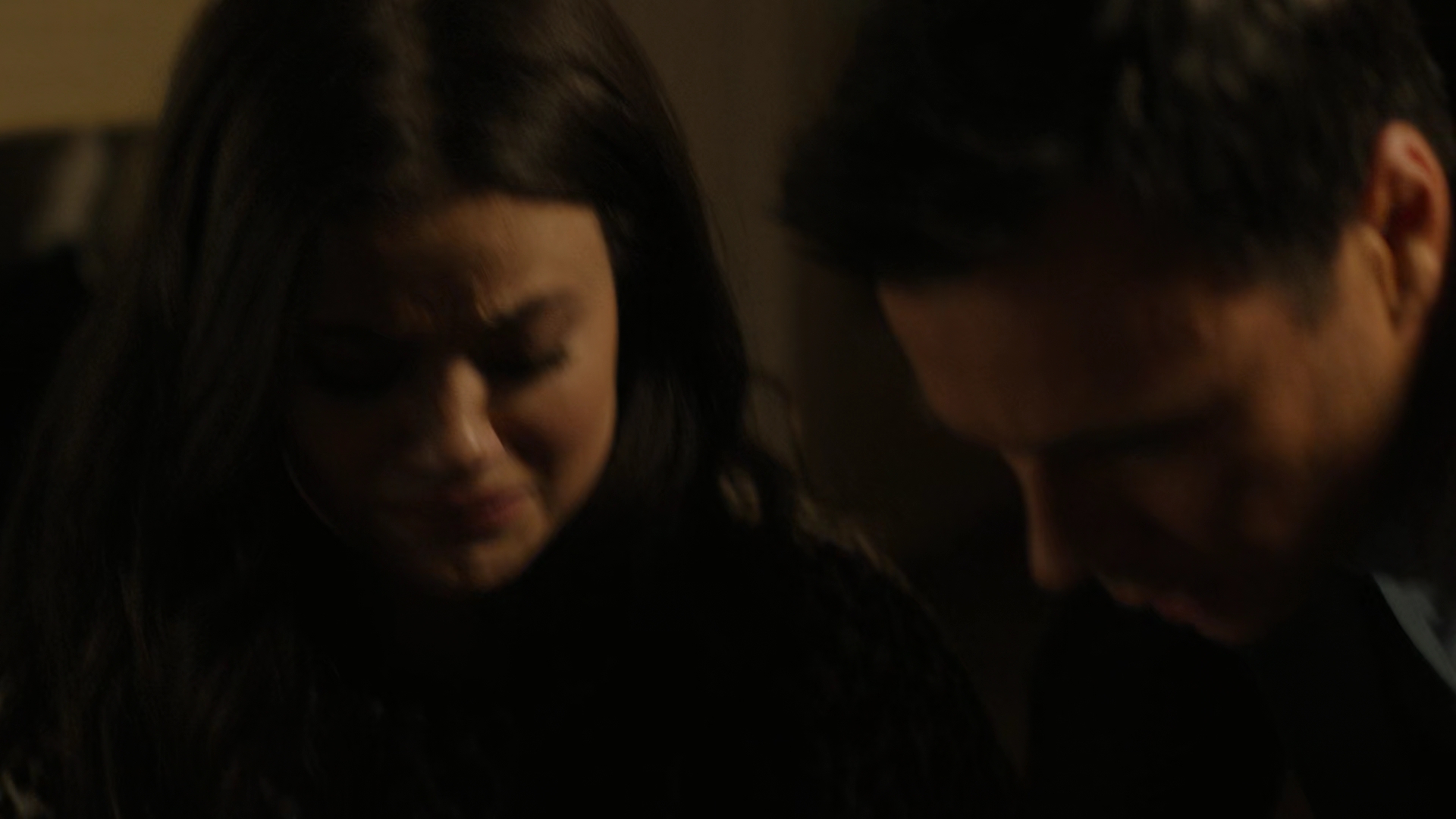 Charmed-Online-dot-nl_Charmed2x01-SafeSpace01896.jpg