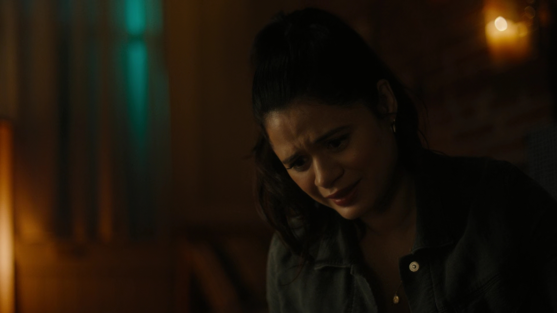 Charmed-Online-dot-nl_Charmed2x01-SafeSpace01914.jpg