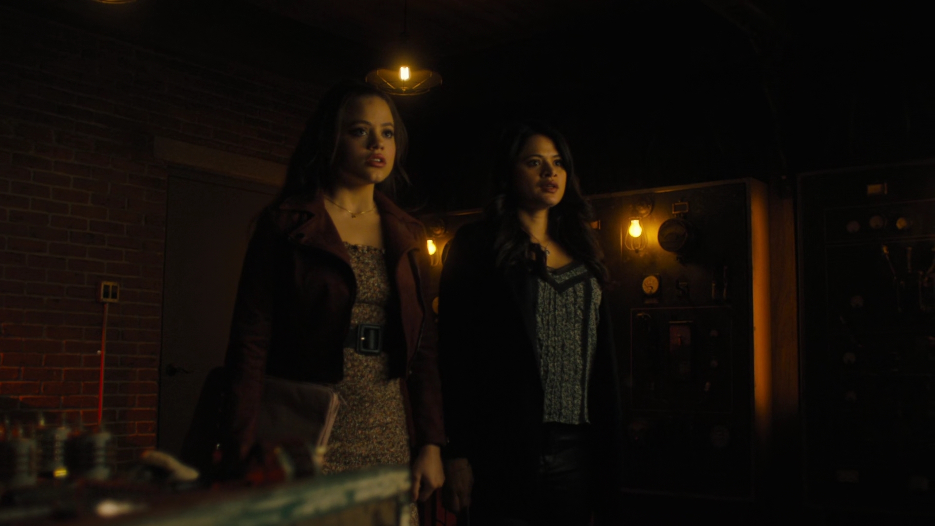 Charmed-Online-dot-nl_Charmed2x02ThingstoDoInSeattleWhenYoureDead00517.jpg