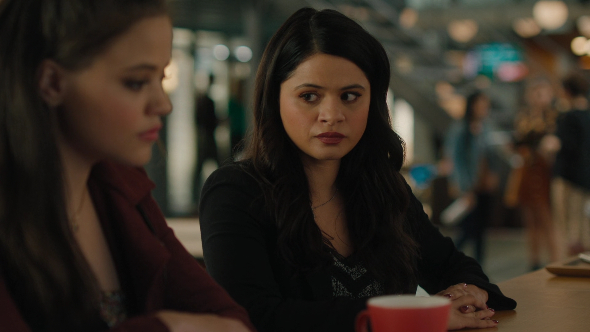 Charmed-Online-dot-nl_Charmed2x02ThingstoDoInSeattleWhenYoureDead00755.jpg