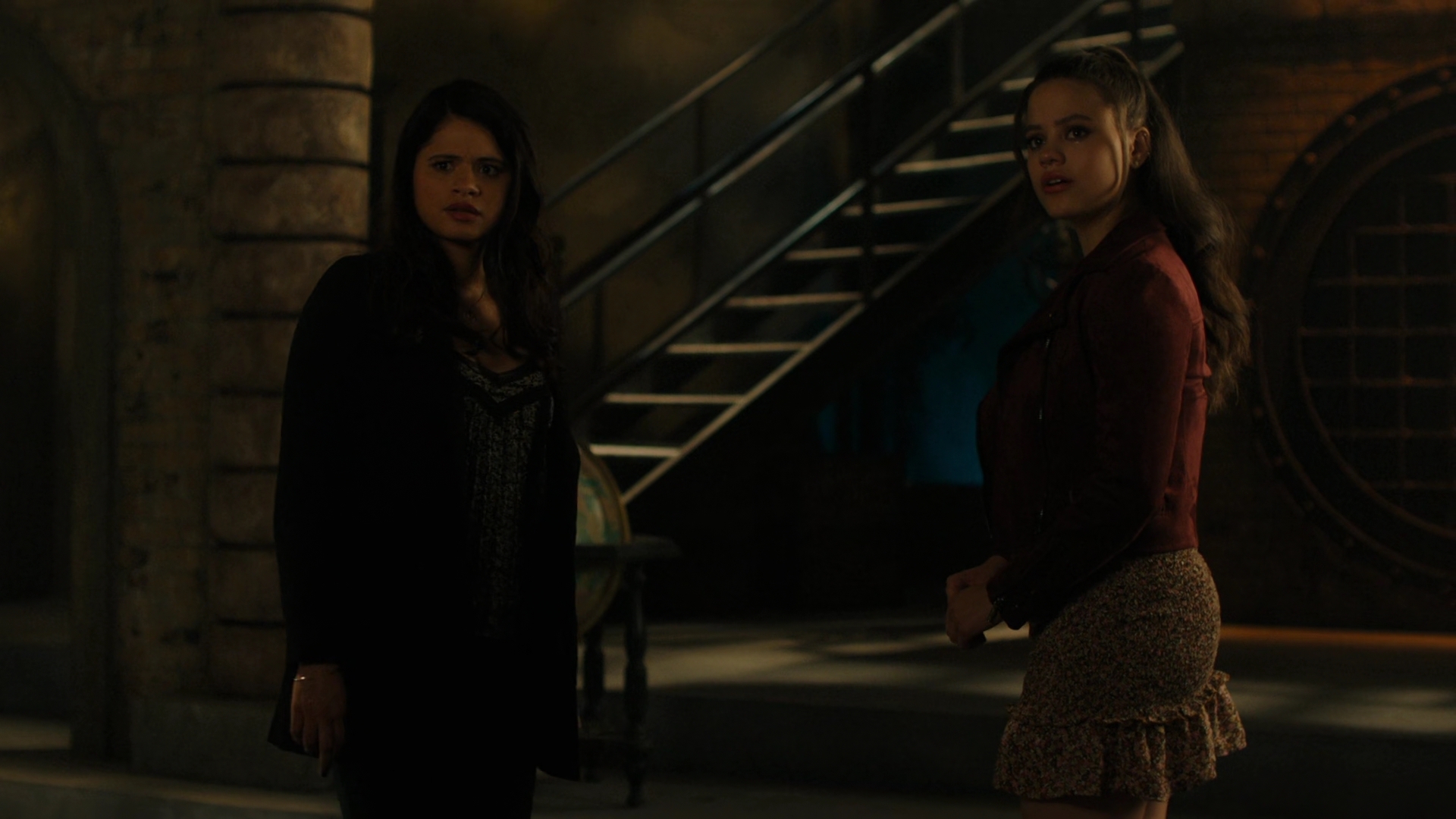 Charmed-Online-dot-nl_Charmed2x02ThingstoDoInSeattleWhenYoureDead01523.jpg
