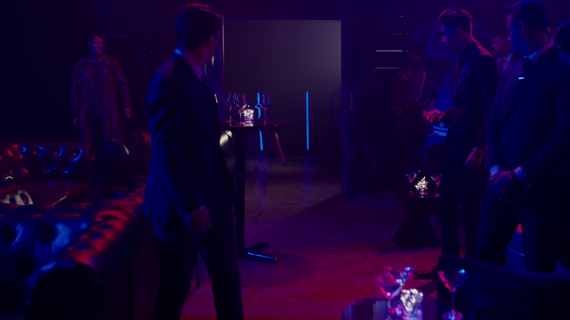 Charmed-Online-dot-nl_Charmed2x02ThingstoDoInSeattleWhenYoureDead01950.jpg Charmed-Online-dot-nl_Charmed2x02ThingstoDoInSeattleWhenYoureDead01950.jpg