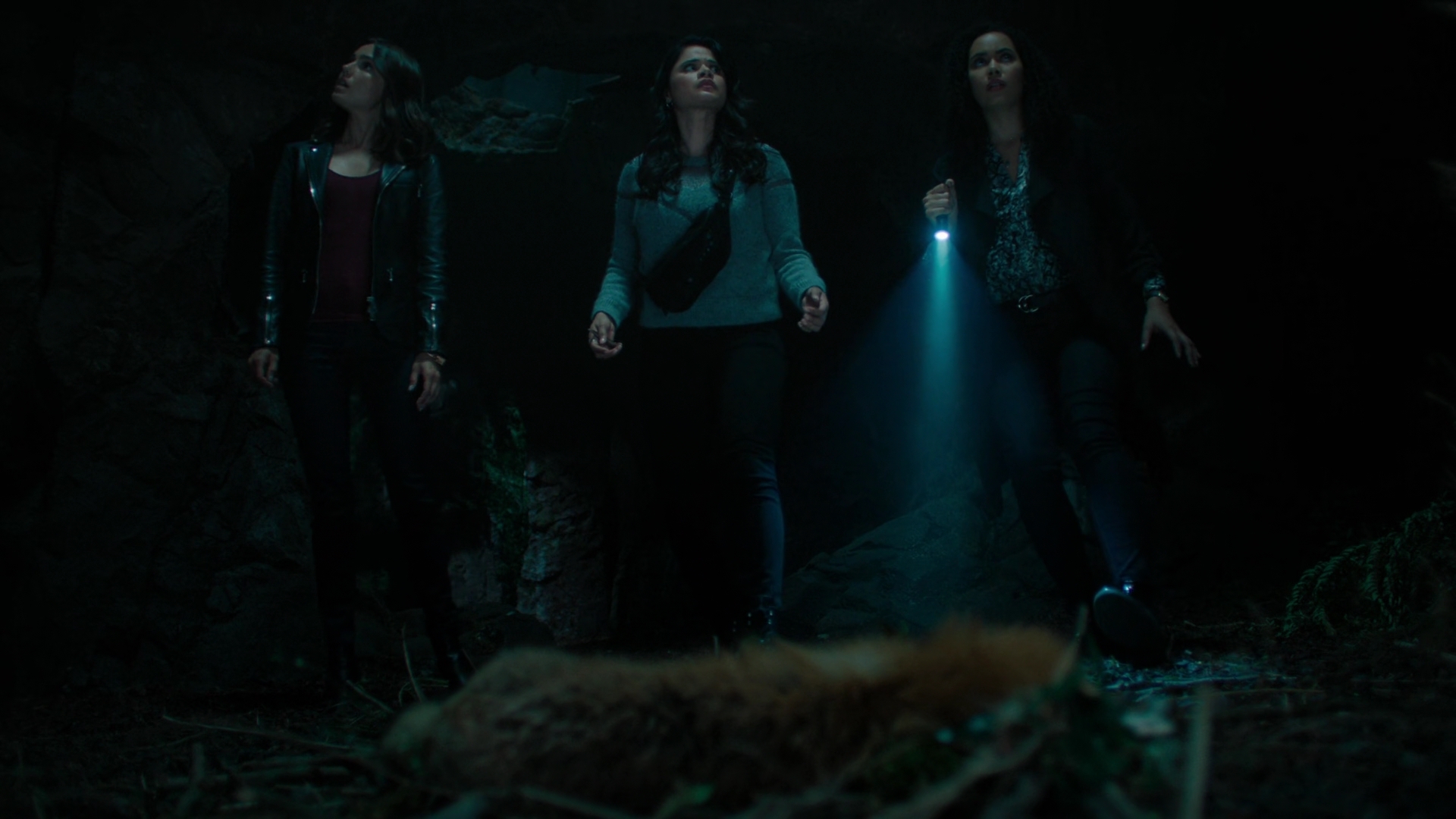 Charmed-Online-dot-nl_Charmed2x04DeconstructingHarry01299.jpg