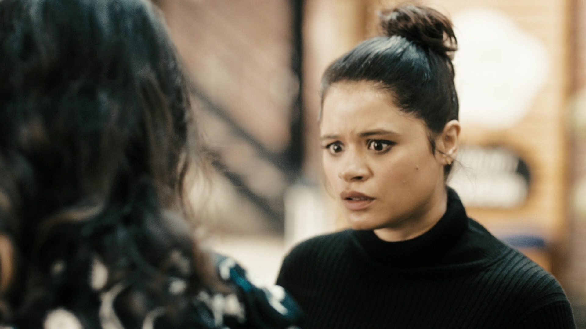 Charmed-Online-dot-nl_2x05TheTruthAboutCatsAndDogs00307.jpg