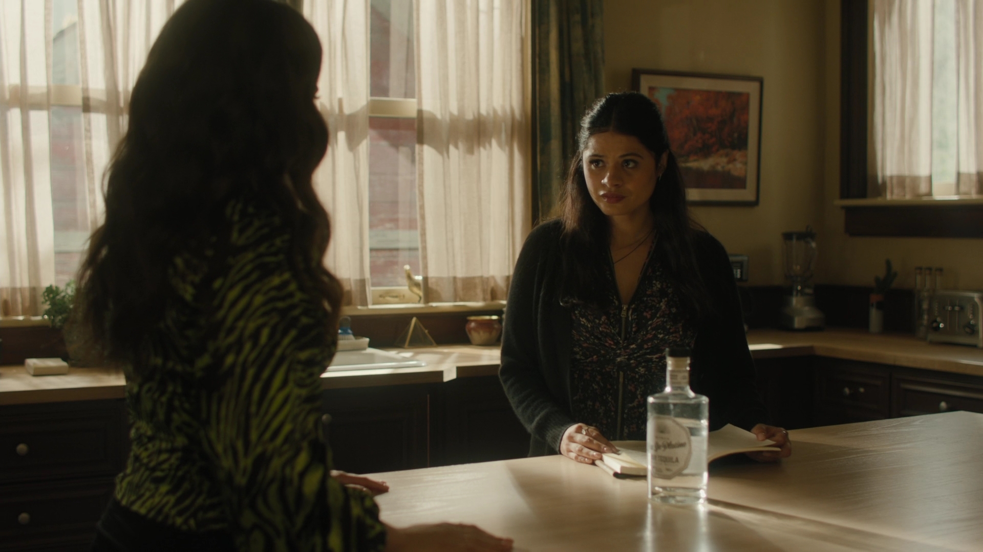 Charmed-Online-dot-nl_2x05TheTruthAboutCatsAndDogs00386.jpg