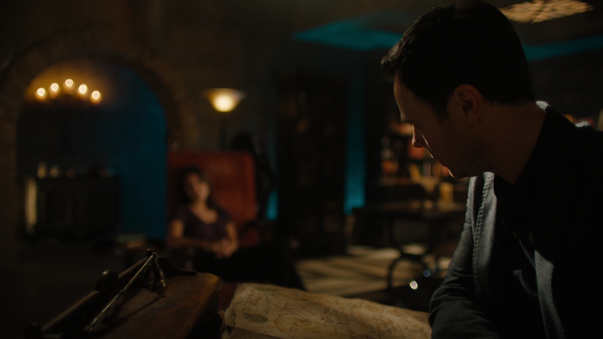Charmed-Online-dot-nl_2x05TheTruthAboutCatsAndDogs00438.jpg
