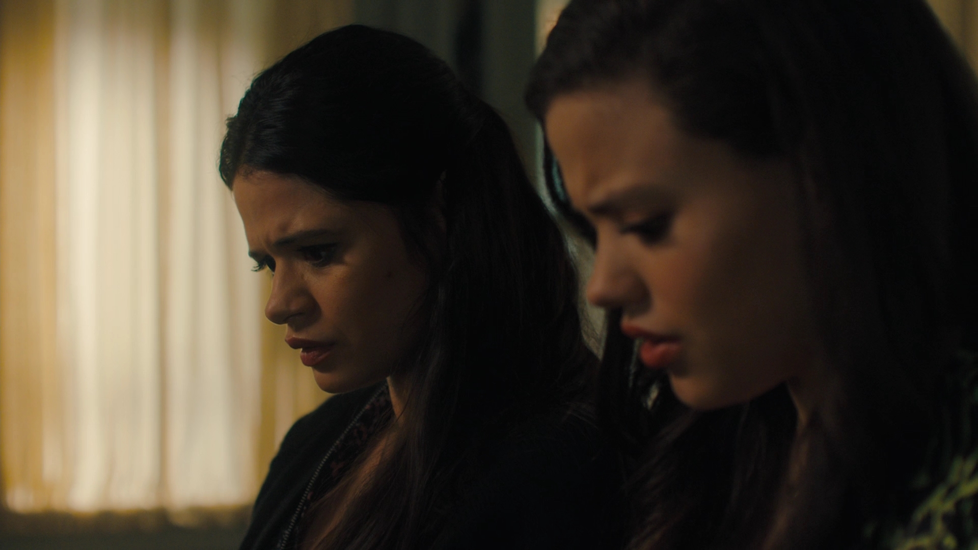 Charmed-Online-dot-nl_2x05TheTruthAboutCatsAndDogs02052.jpg