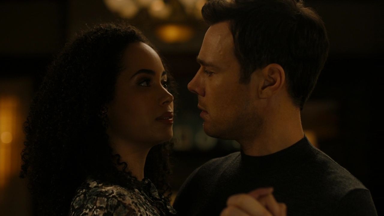 Charmed-Online-dot-nl_Charmed2x06WhenSparksFly00391.jpg