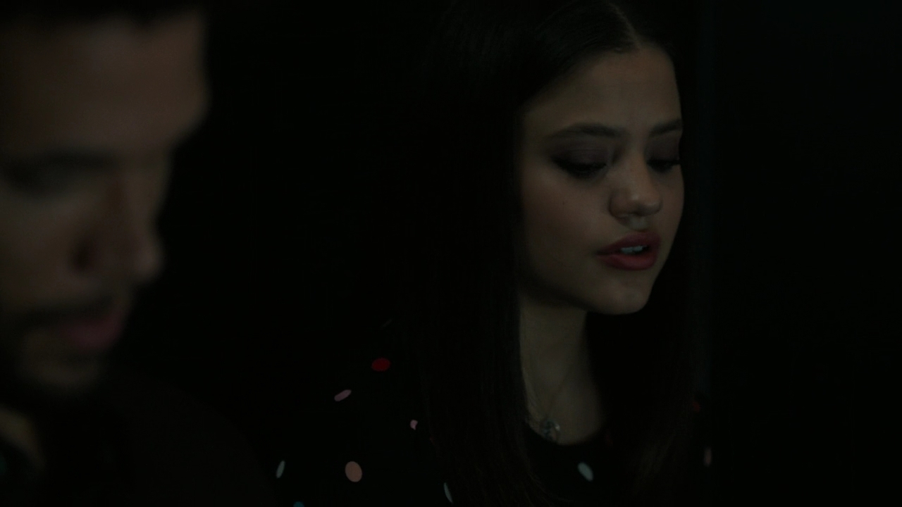 Charmed-Online-dot-nl_Charmed2x06WhenSparksFly01505.jpg