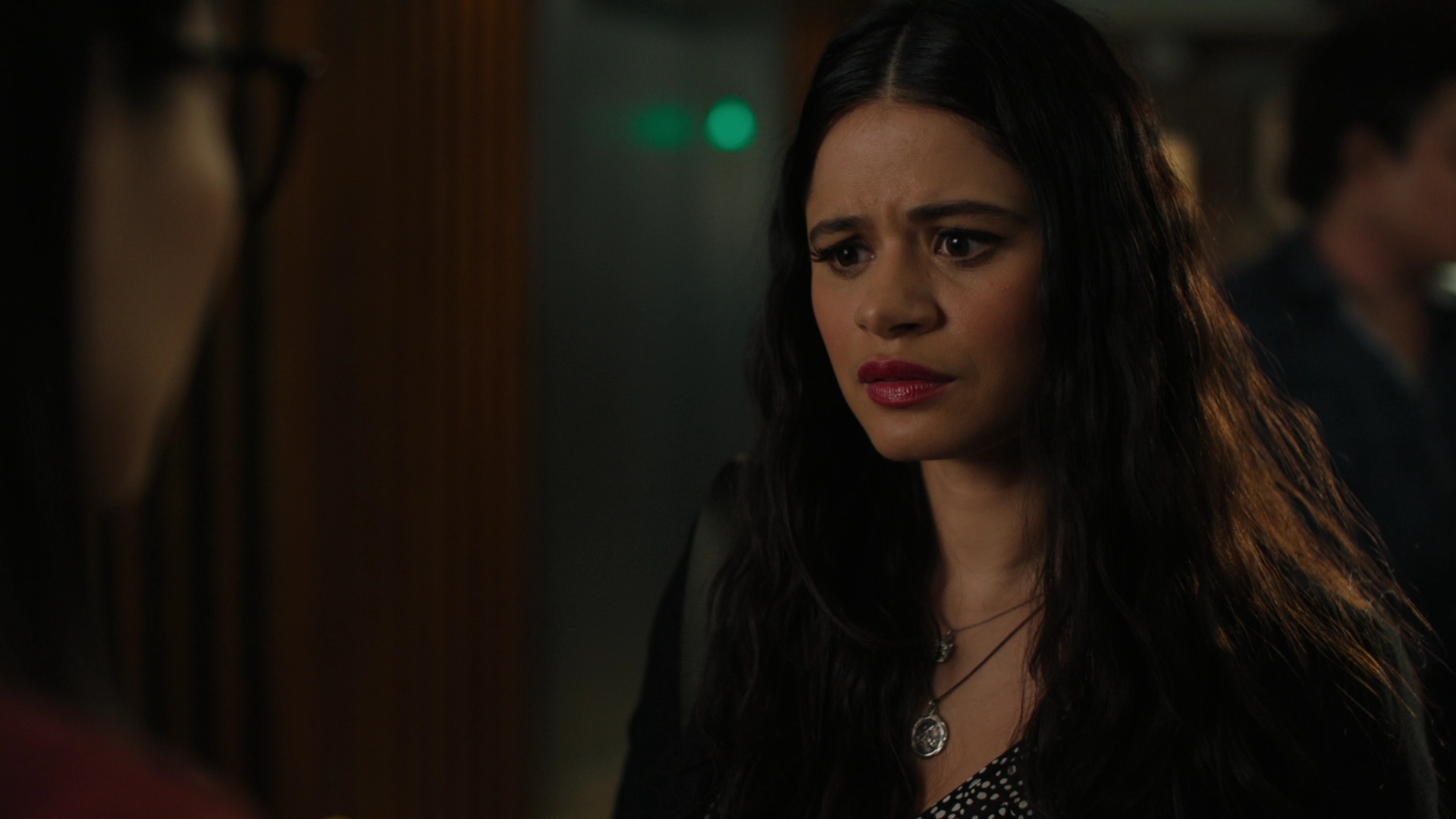 charmed-online-dot-nl_Charmed-2x07PastIsPresent0154.jpg