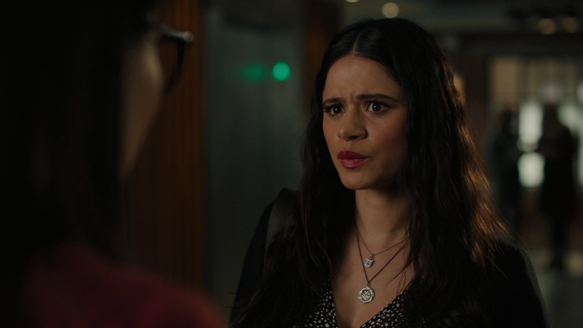 charmed-online-dot-nl_Charmed-2x07PastIsPresent0158.jpg