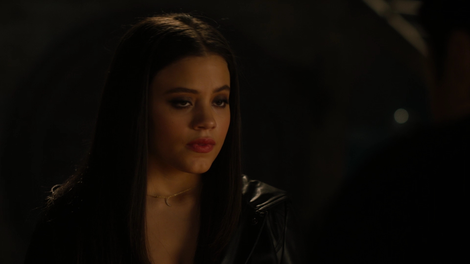 charmed-online-dot-nl_Charmed-2x07PastIsPresent0203.jpg