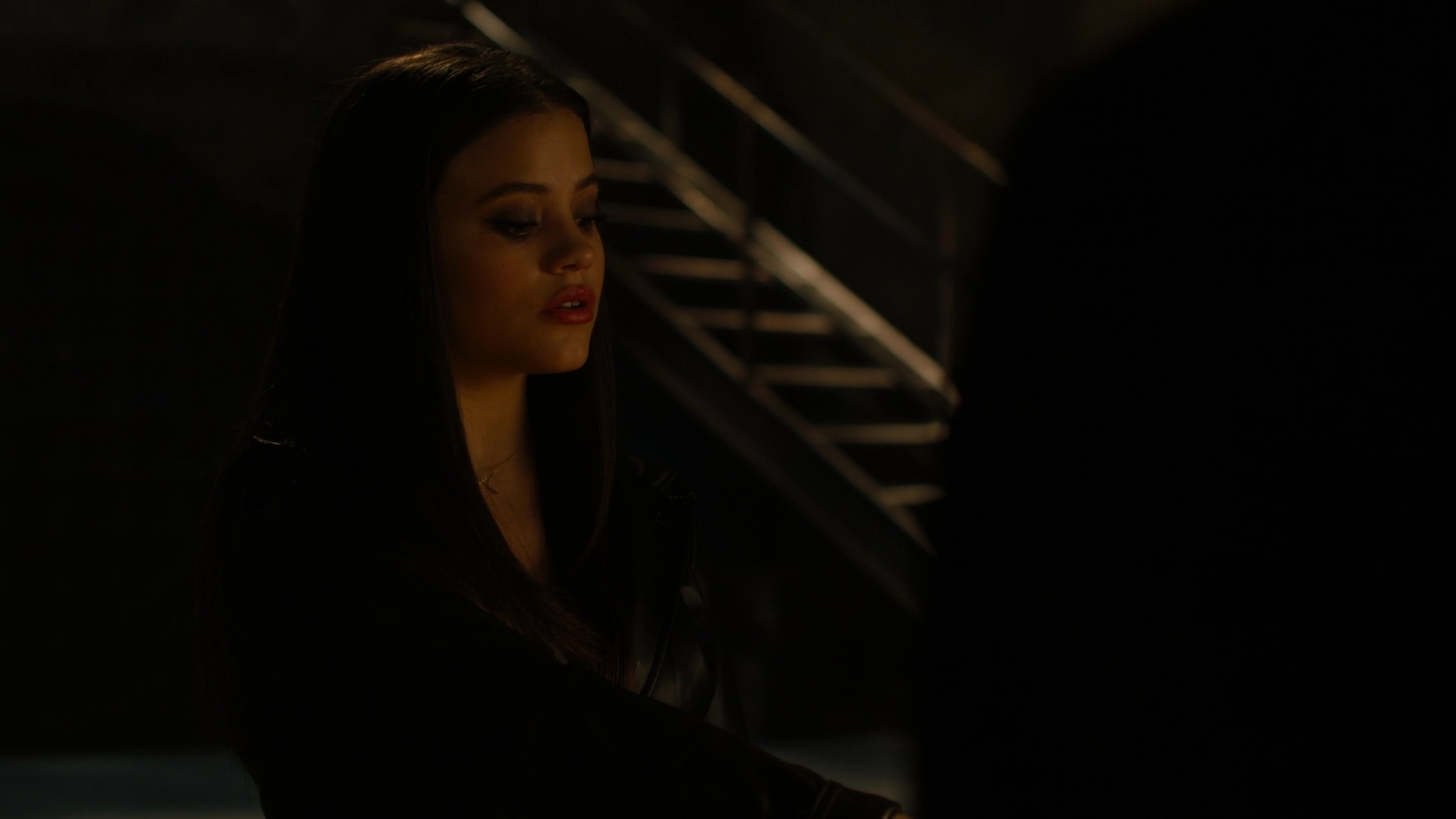 charmed-online-dot-nl_Charmed-2x07PastIsPresent0216.jpg
