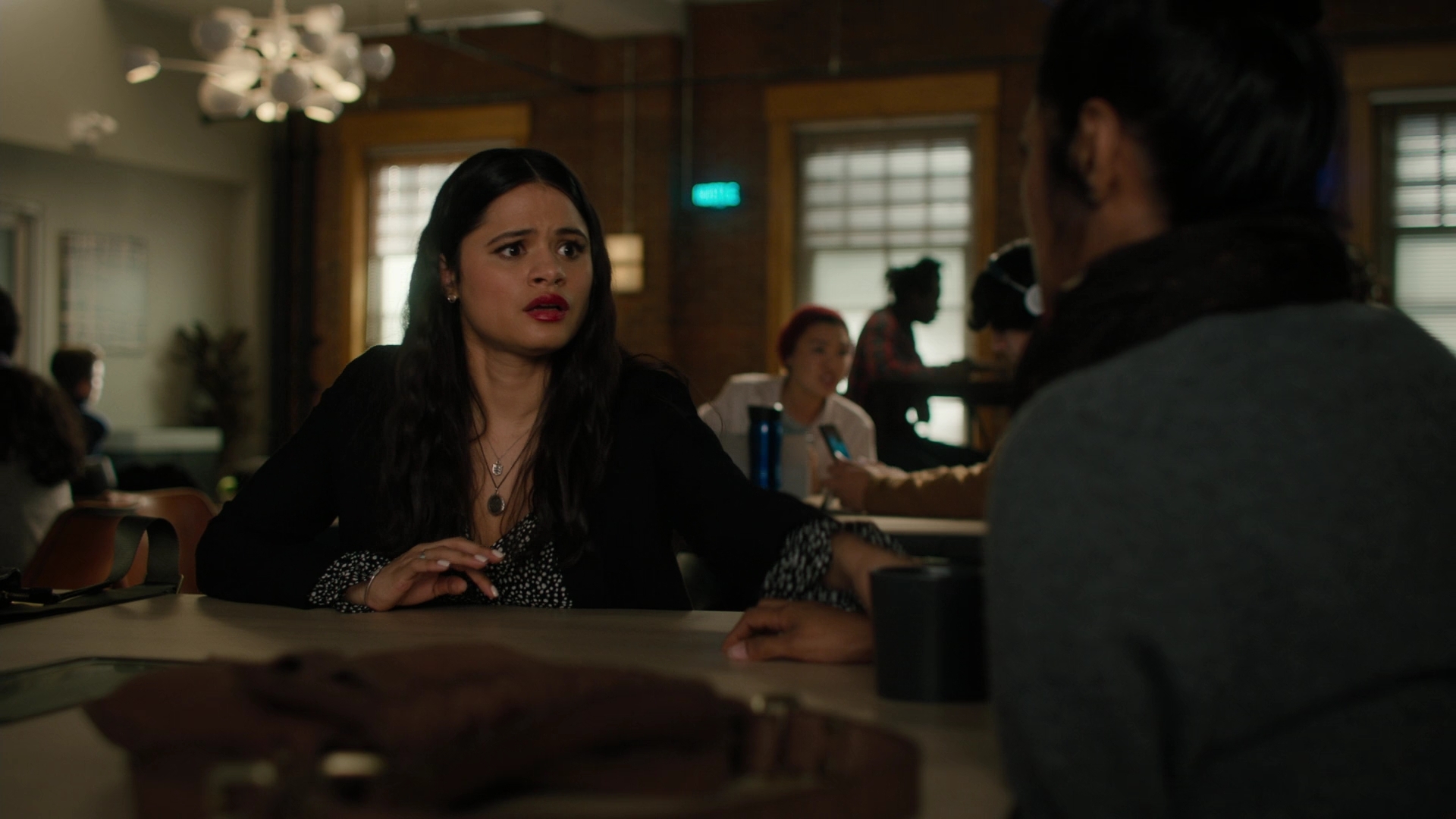 charmed-online-dot-nl_Charmed-2x07PastIsPresent0792.jpg