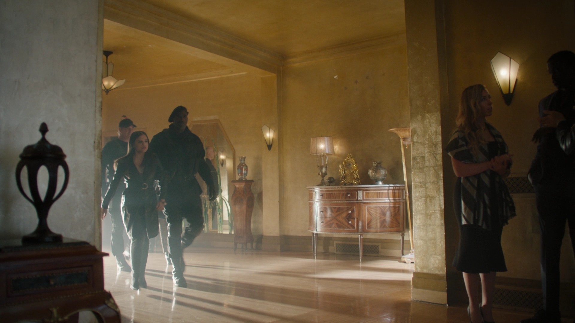 charmed-online-dot-nl_Charmed-2x07PastIsPresent1011.jpg charmed-online-dot-nl_Charmed-2x07PastIsPresent1011.jpg