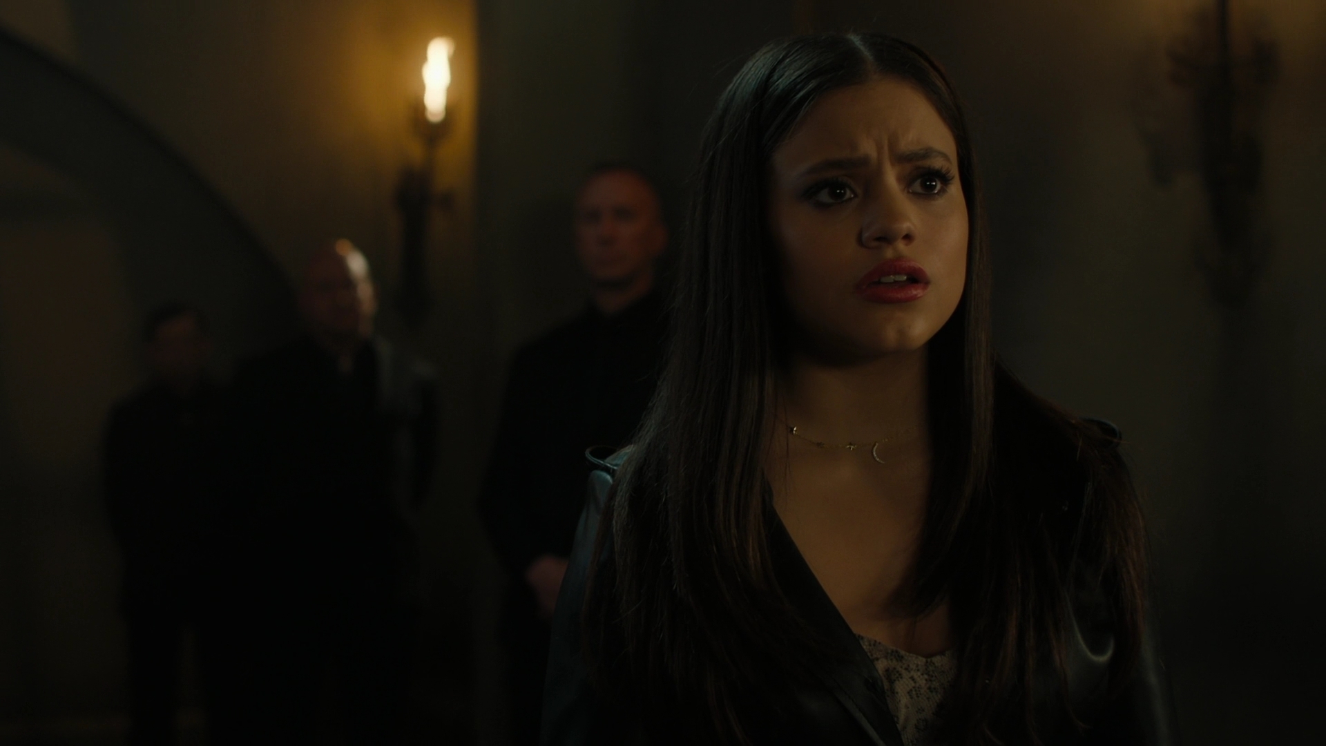 charmed-online-dot-nl_Charmed-2x07PastIsPresent1525.jpg