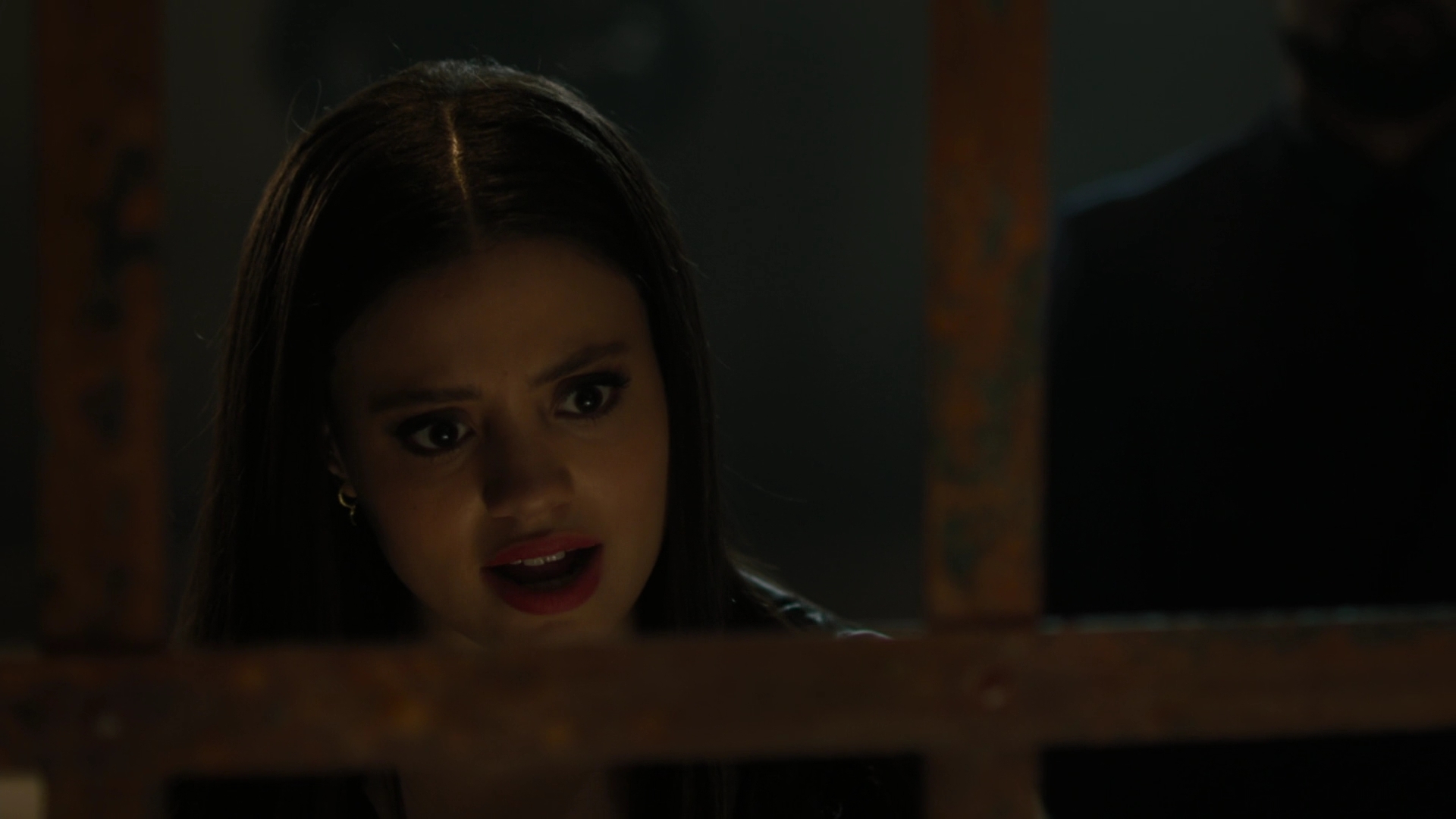 charmed-online-dot-nl_Charmed-2x07PastIsPresent1801.jpg