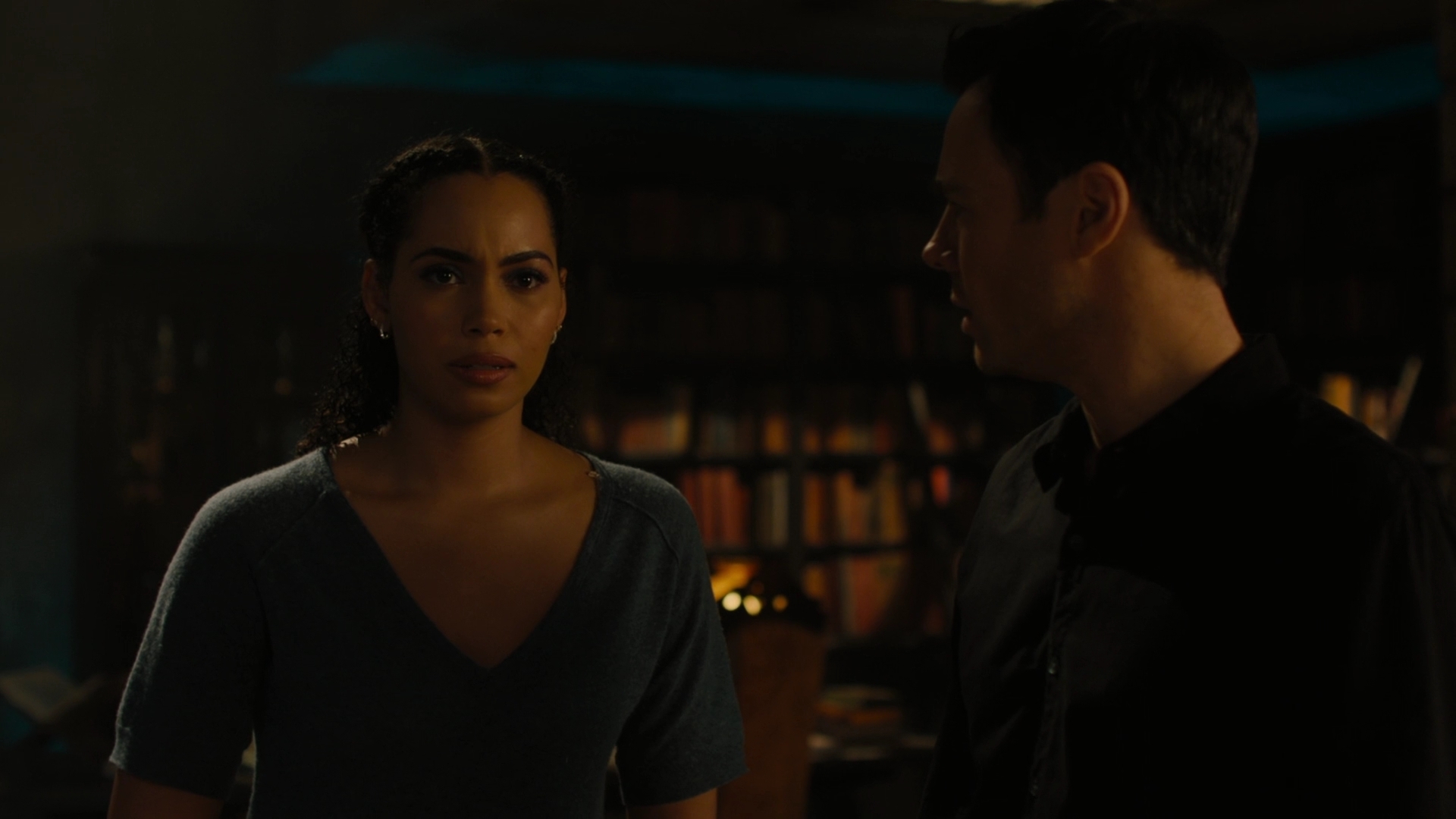 charmed-online-dot-nl_Charmed-2x07PastIsPresent1962.jpg