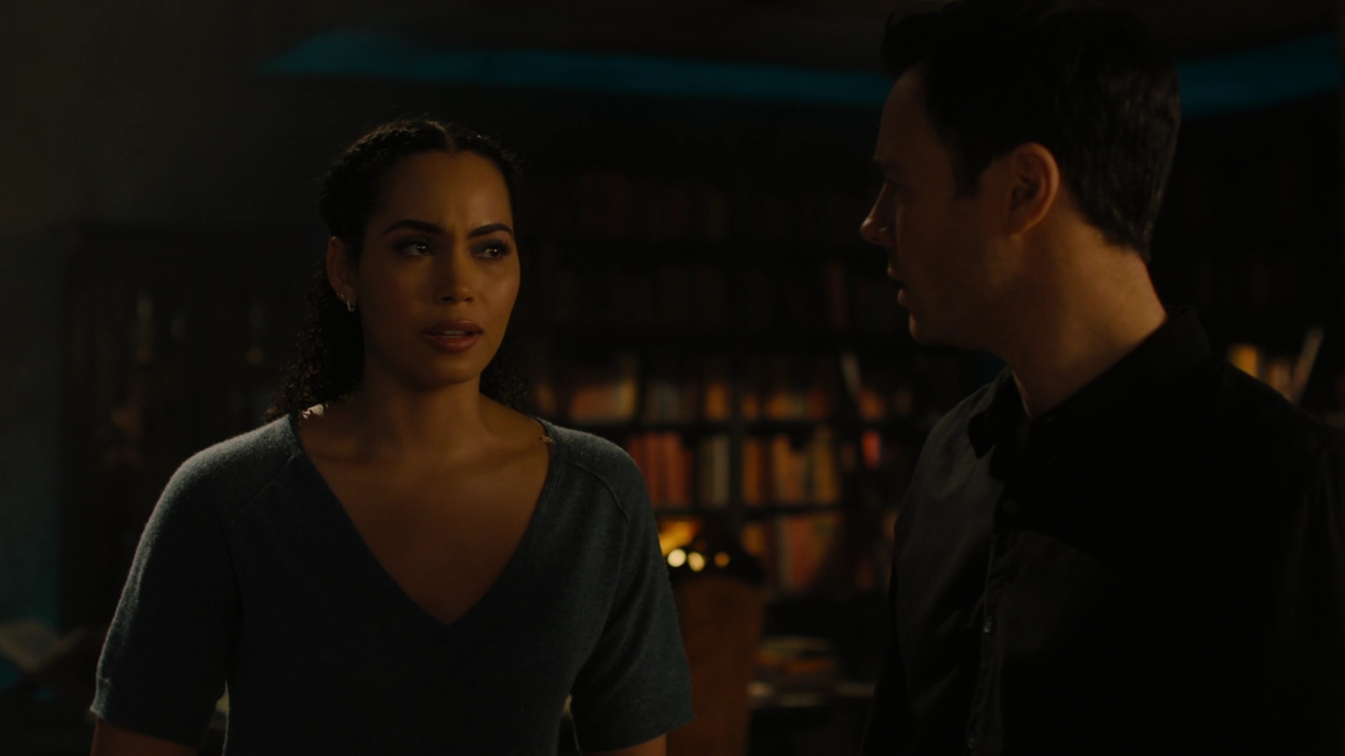 charmed-online-dot-nl_Charmed-2x07PastIsPresent1963.jpg