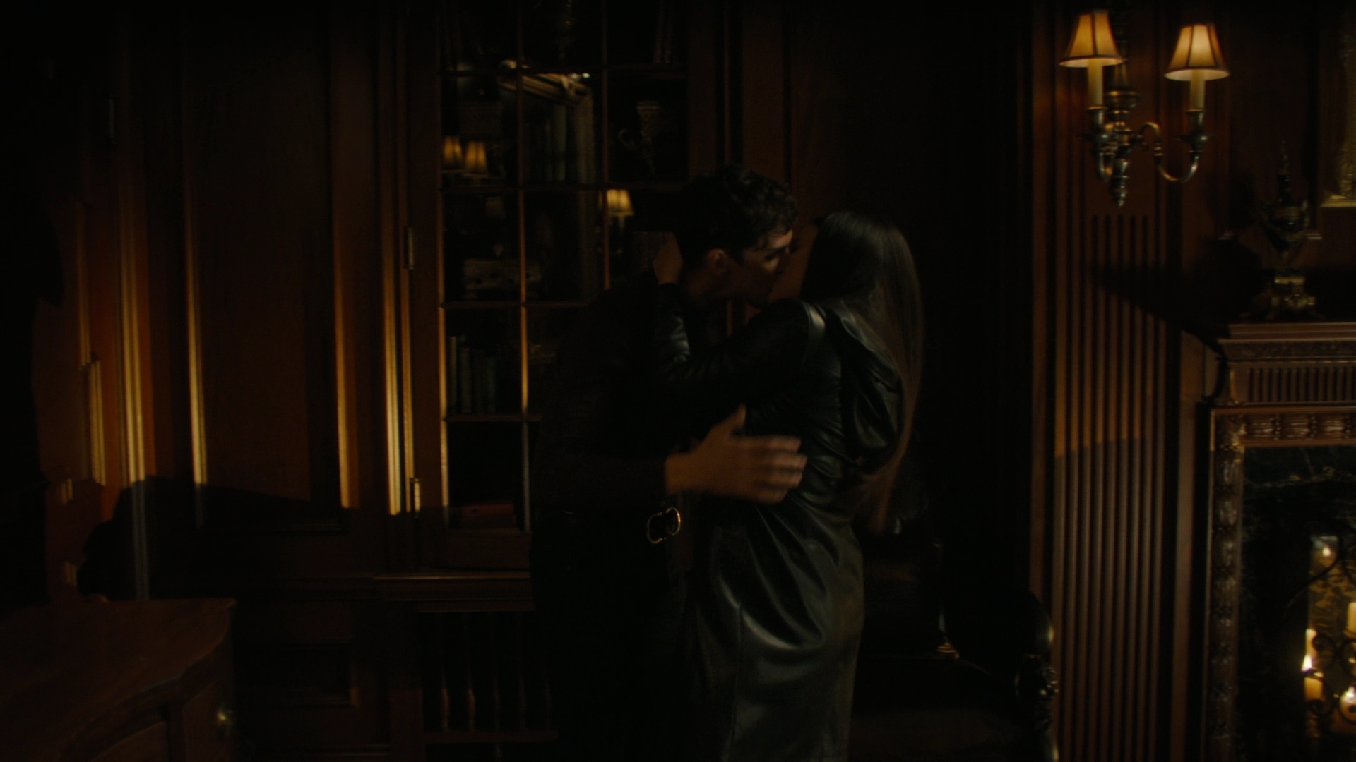 charmed-online-dot-nl_Charmed-2x07PastIsPresent2123.jpg