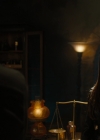 charmed-online-dot-nl_Charmed-2x07PastIsPresent0824.jpg