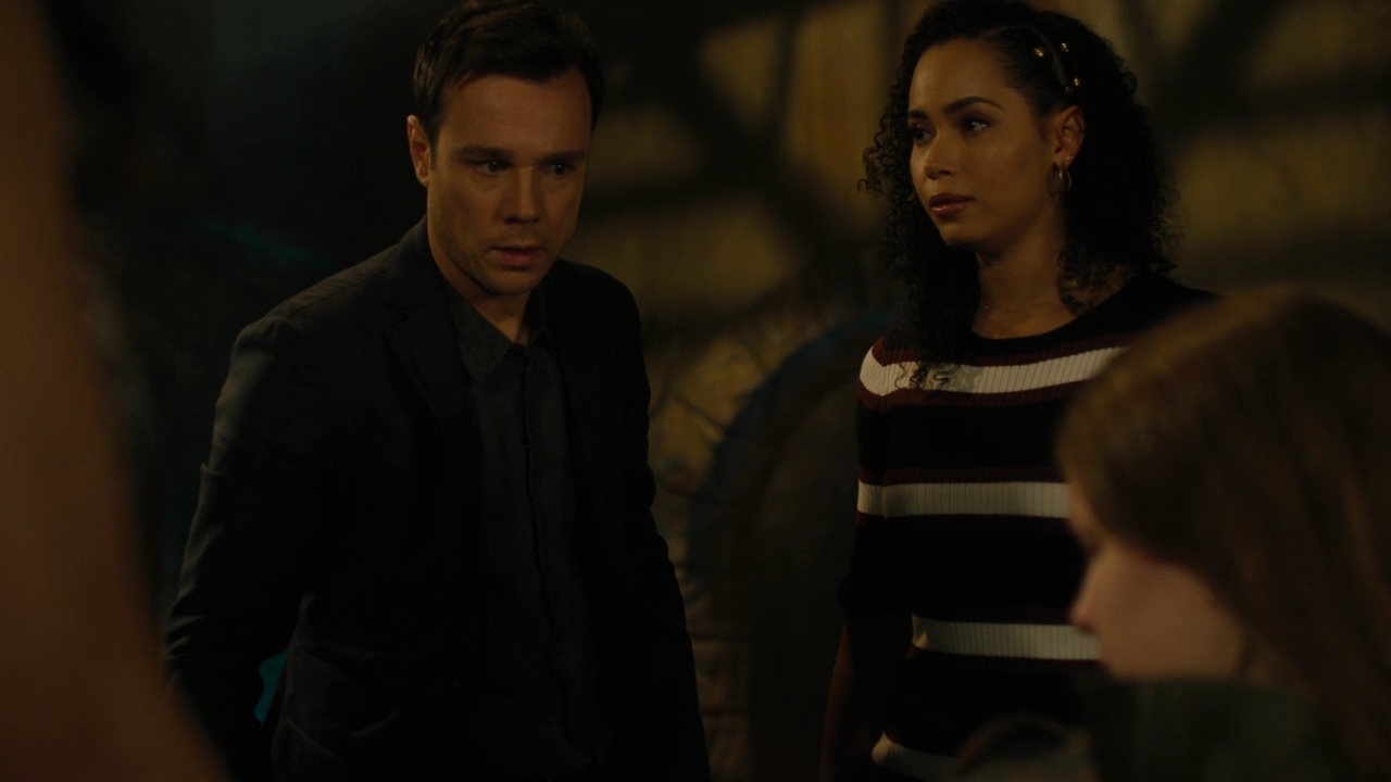 Charmed-Online-dot-nl_Charmed2x08TheRulesOfEngagement0096.jpg