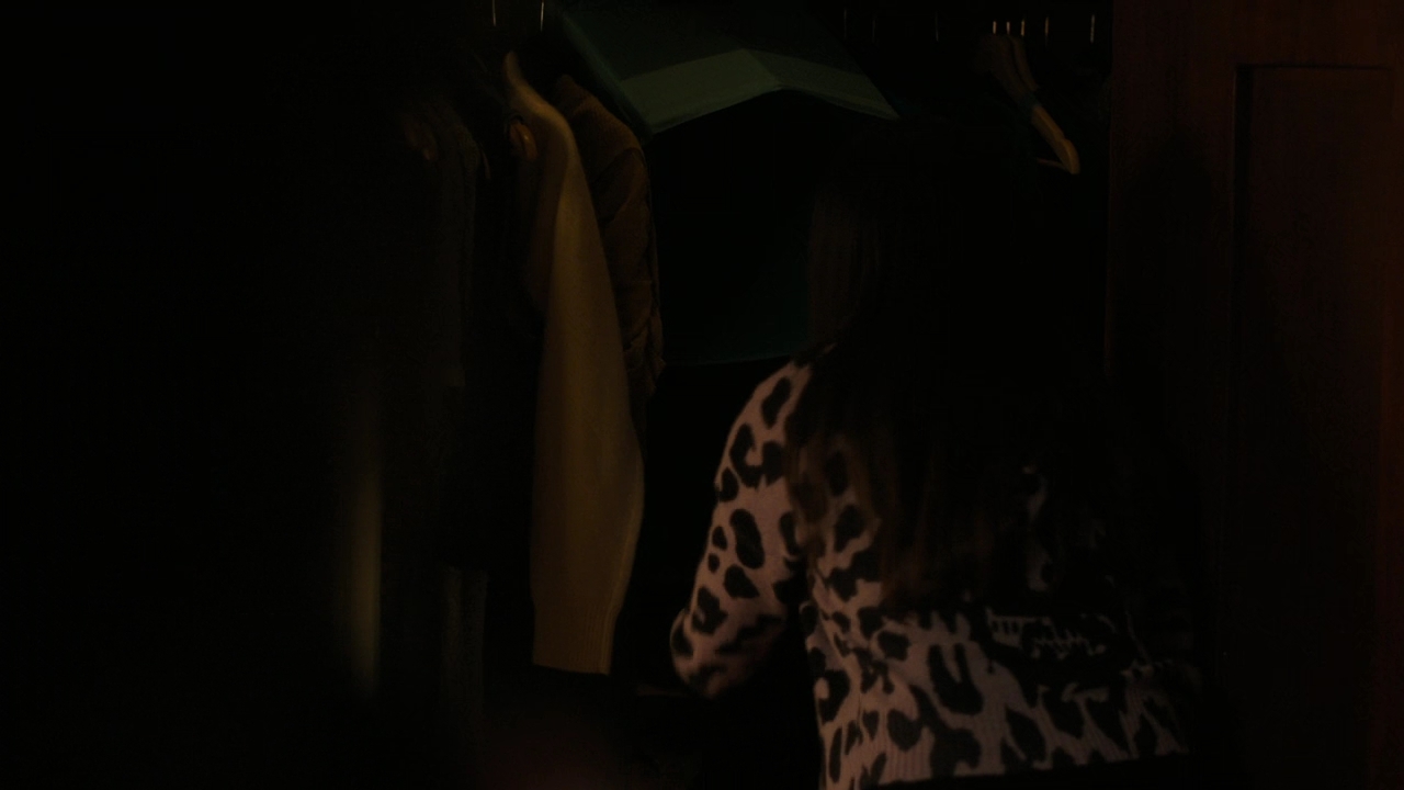 Charmed-Online-dot-nl_Charmed2x08TheRulesOfEngagement0210.jpg