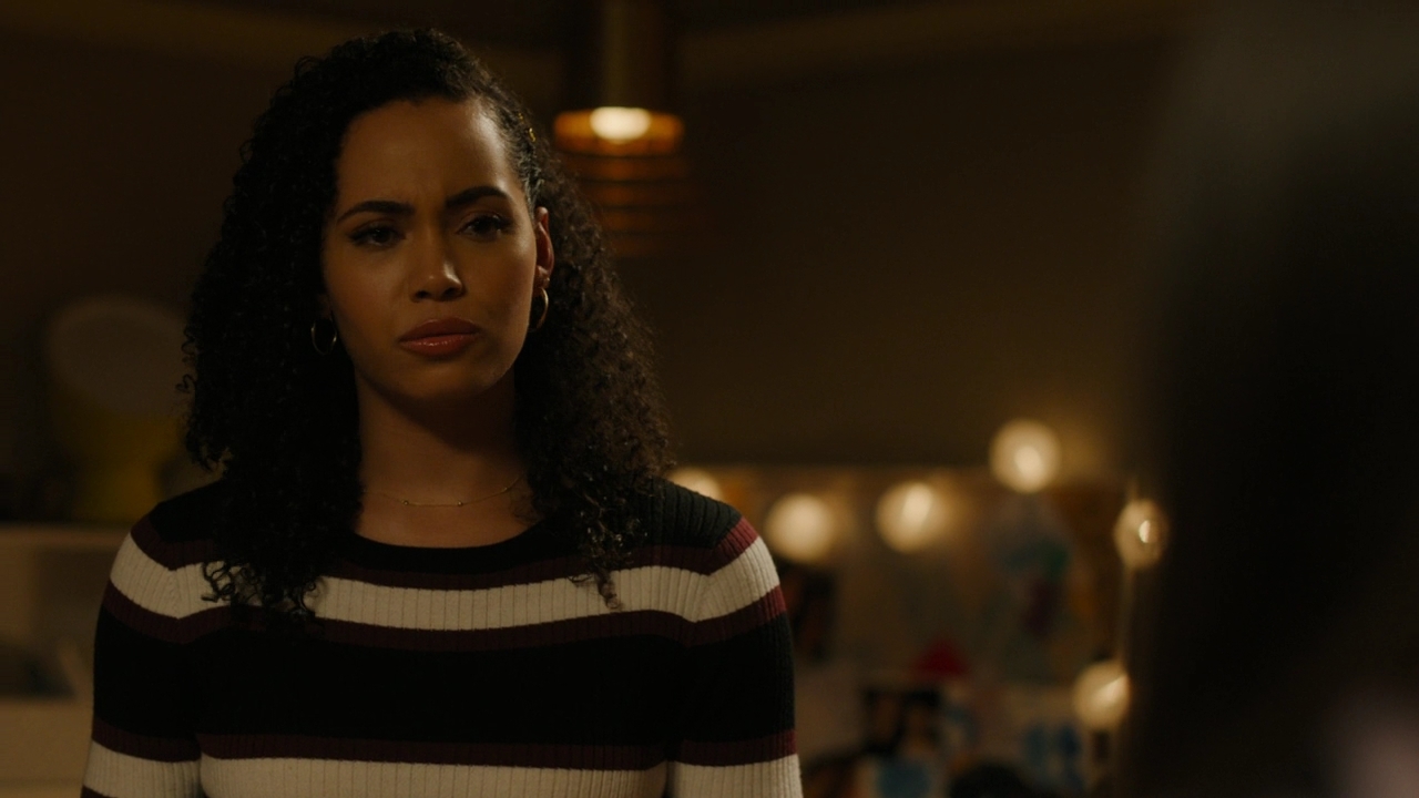 Charmed-Online-dot-nl_Charmed2x08TheRulesOfEngagement0238.jpg