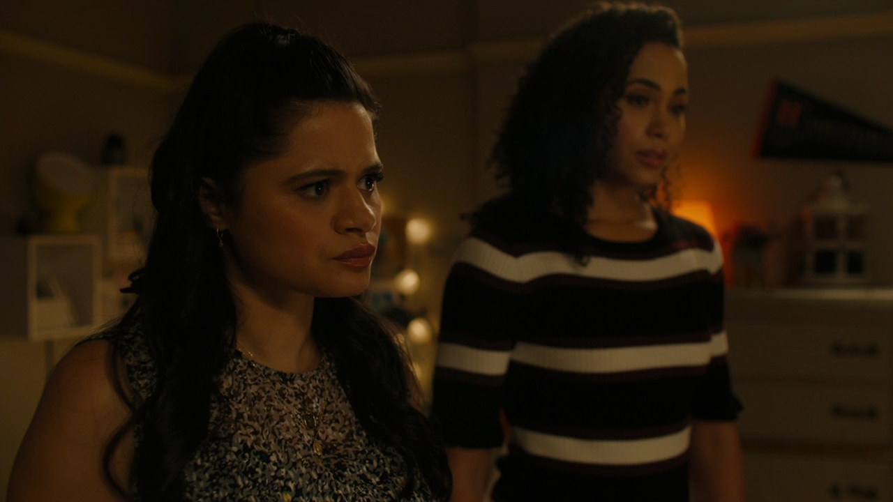 Charmed-Online-dot-nl_Charmed2x08TheRulesOfEngagement0242.jpg