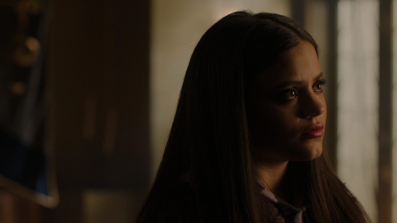 Charmed-Online-dot-nl_Charmed2x08TheRulesOfEngagement0296.jpg