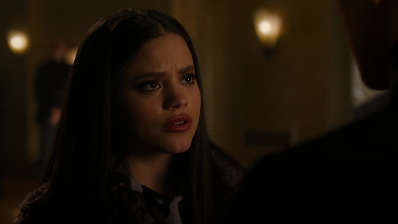 Charmed-Online-dot-nl_Charmed2x08TheRulesOfEngagement0328.jpg