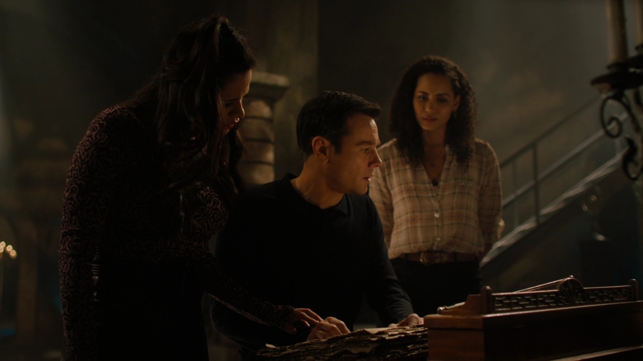 Charmed-Online-dot-nl_Charmed2x08TheRulesOfEngagement0647.jpg