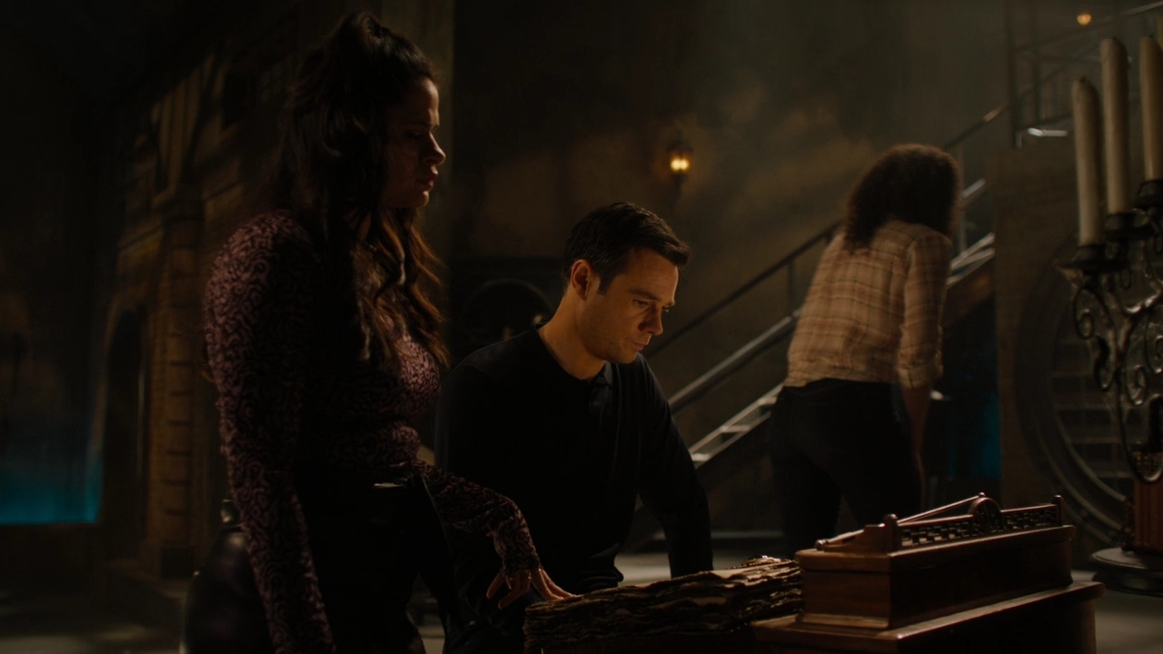 Charmed-Online-dot-nl_Charmed2x08TheRulesOfEngagement0652.jpg