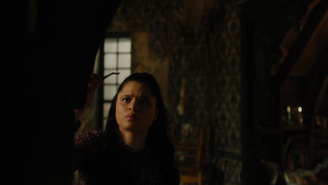 Charmed-Online-dot-nl_Charmed2x08TheRulesOfEngagement0685.jpg
