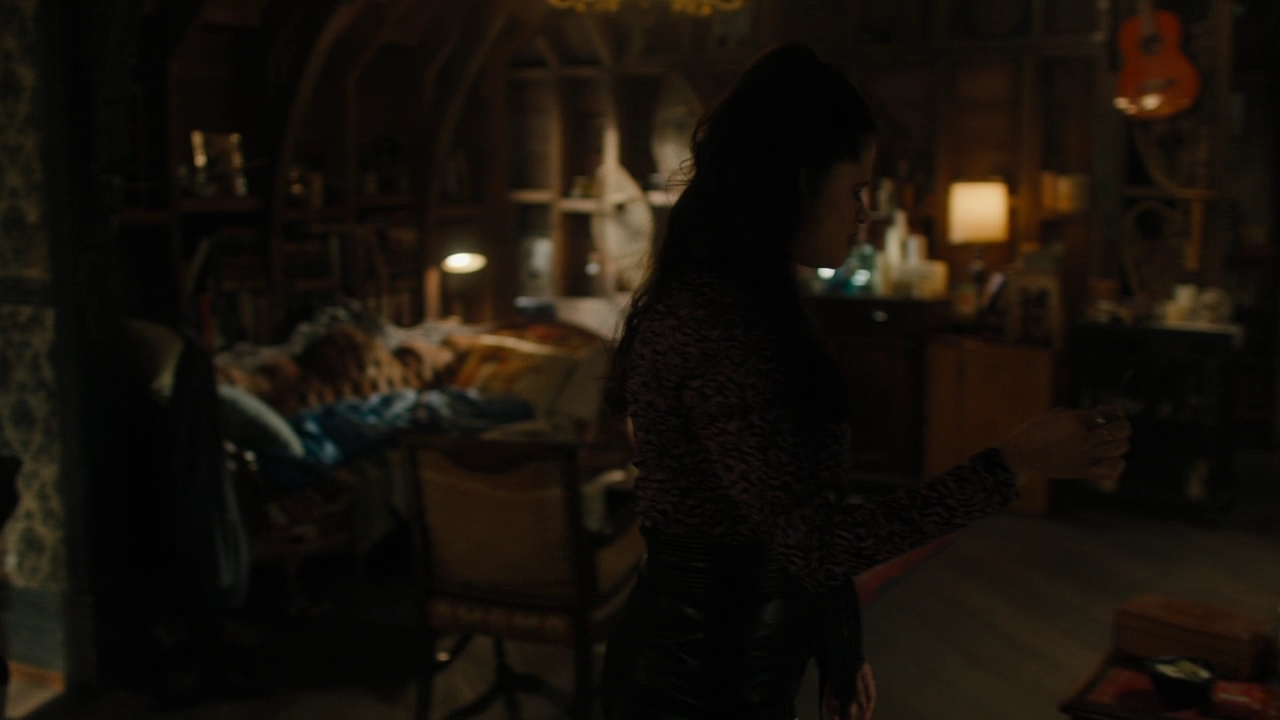 Charmed-Online-dot-nl_Charmed2x08TheRulesOfEngagement0690.jpg