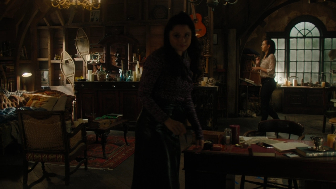 Charmed-Online-dot-nl_Charmed2x08TheRulesOfEngagement0694.jpg