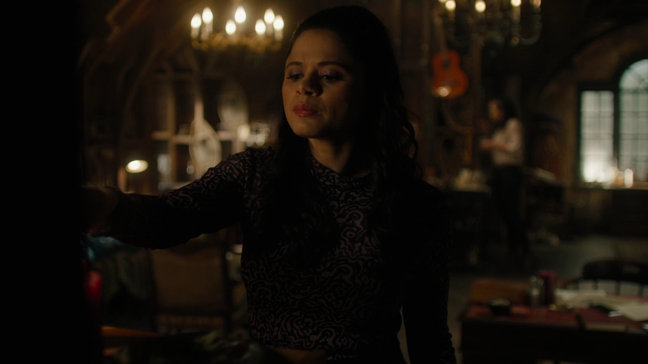 Charmed-Online-dot-nl_Charmed2x08TheRulesOfEngagement0700.jpg
