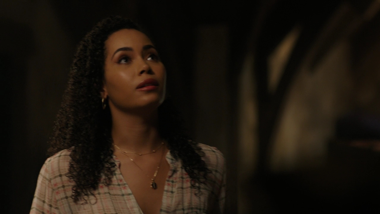 Charmed-Online-dot-nl_Charmed2x08TheRulesOfEngagement0720.jpg