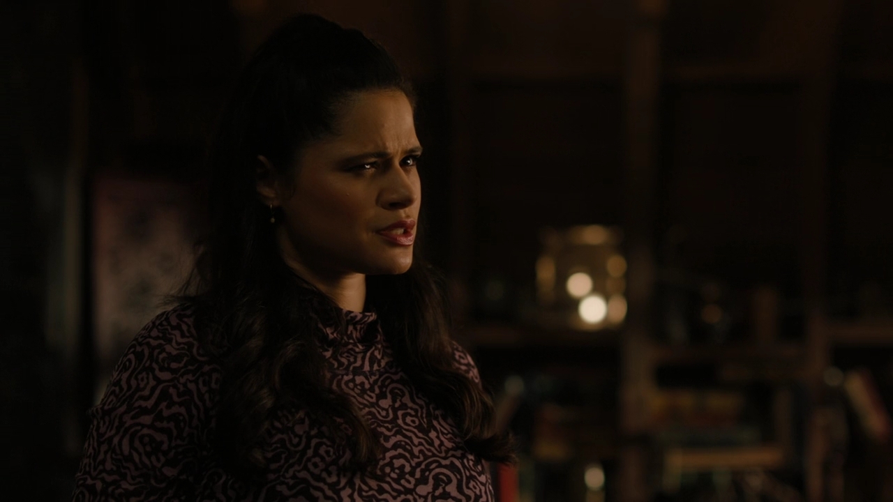 Charmed-Online-dot-nl_Charmed2x08TheRulesOfEngagement0785.jpg