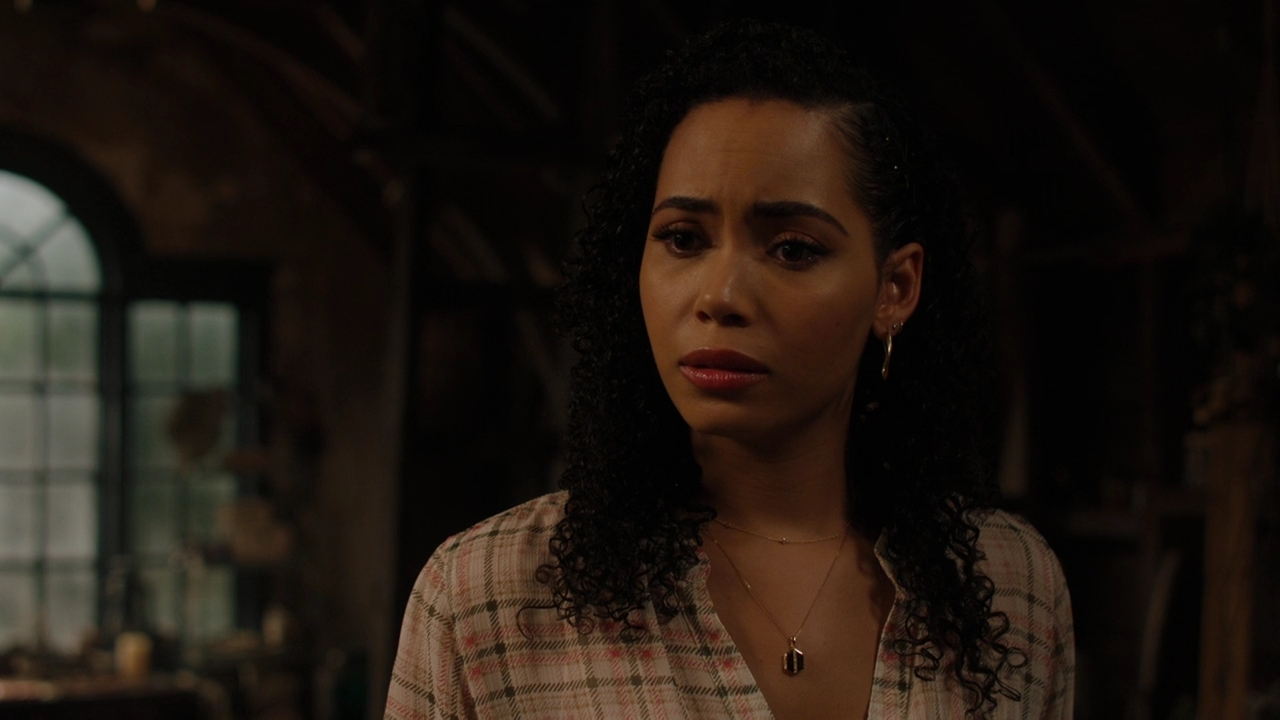 Charmed-Online-dot-nl_Charmed2x08TheRulesOfEngagement0800.jpg