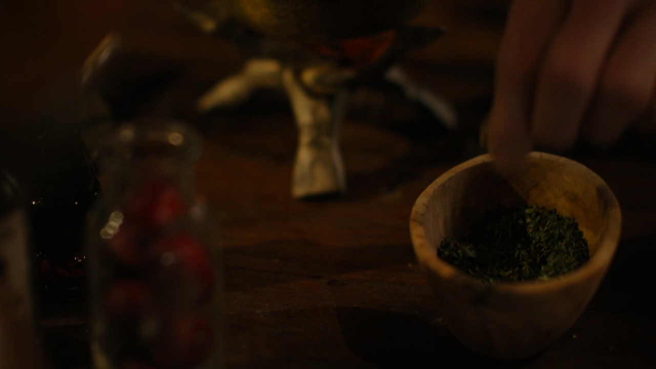 Charmed-Online-dot-nl_Charmed2x08TheRulesOfEngagement0823.jpg