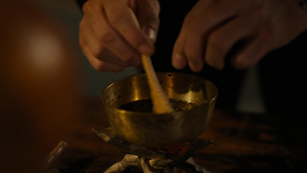 Charmed-Online-dot-nl_Charmed2x08TheRulesOfEngagement0825.jpg
