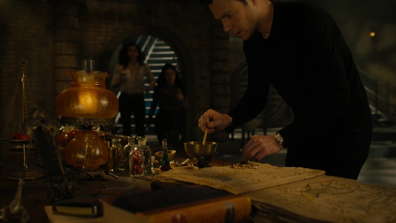 Charmed-Online-dot-nl_Charmed2x08TheRulesOfEngagement0827.jpg