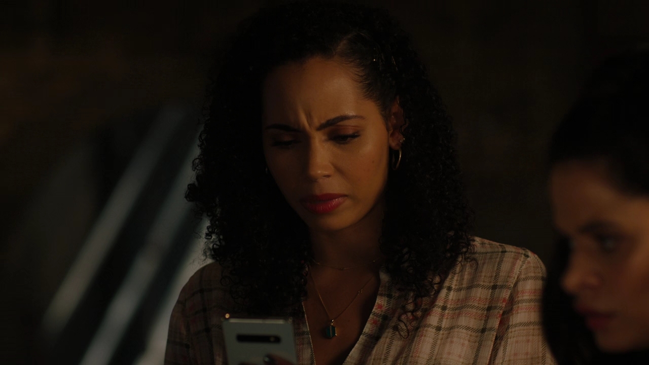 Charmed-Online-dot-nl_Charmed2x08TheRulesOfEngagement0835.jpg