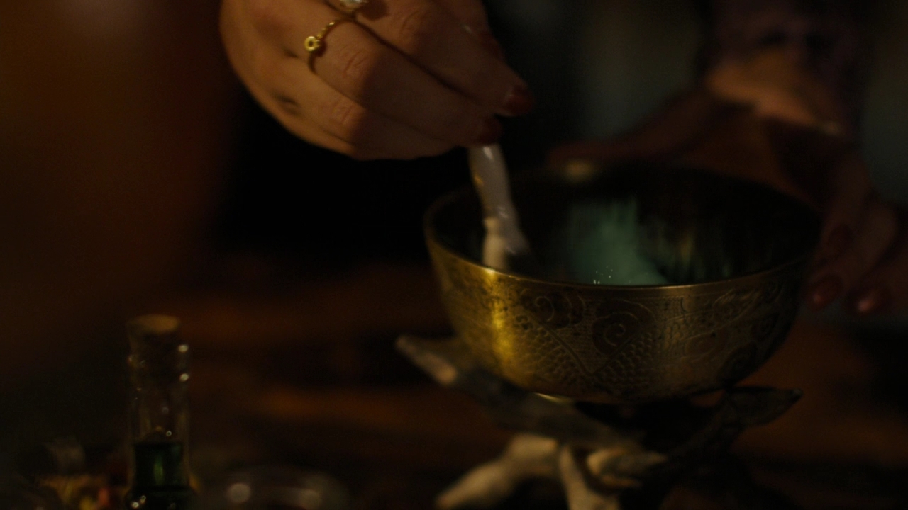 Charmed-Online-dot-nl_Charmed2x08TheRulesOfEngagement0847.jpg