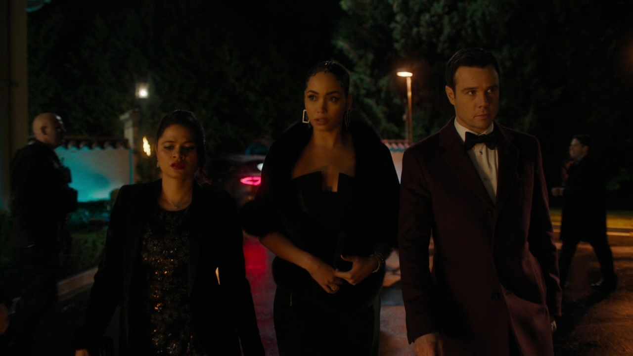 Charmed-Online-dot-nl_Charmed2x08TheRulesOfEngagement0861.jpg